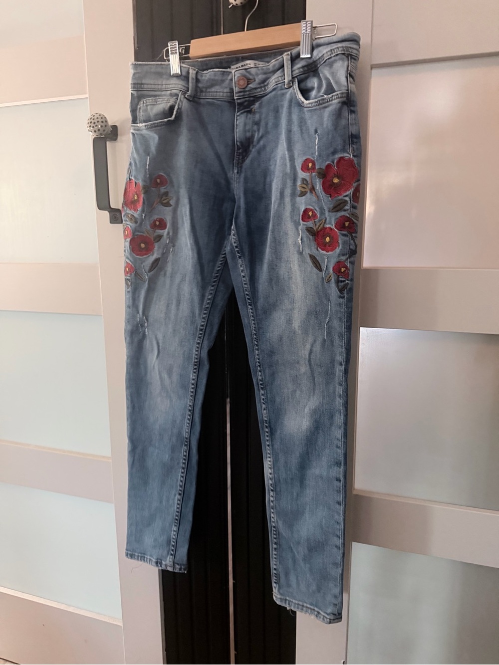 Zara Blue Skinny Jeans with Red Floral Embroidery